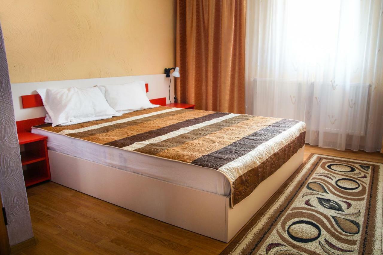 Hotel Pensiunea Nicol Valea Iasului Zewnętrze zdjęcie