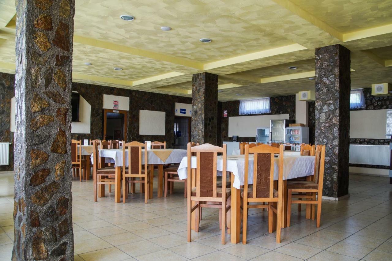 Hotel Pensiunea Nicol Valea Iasului Zewnętrze zdjęcie