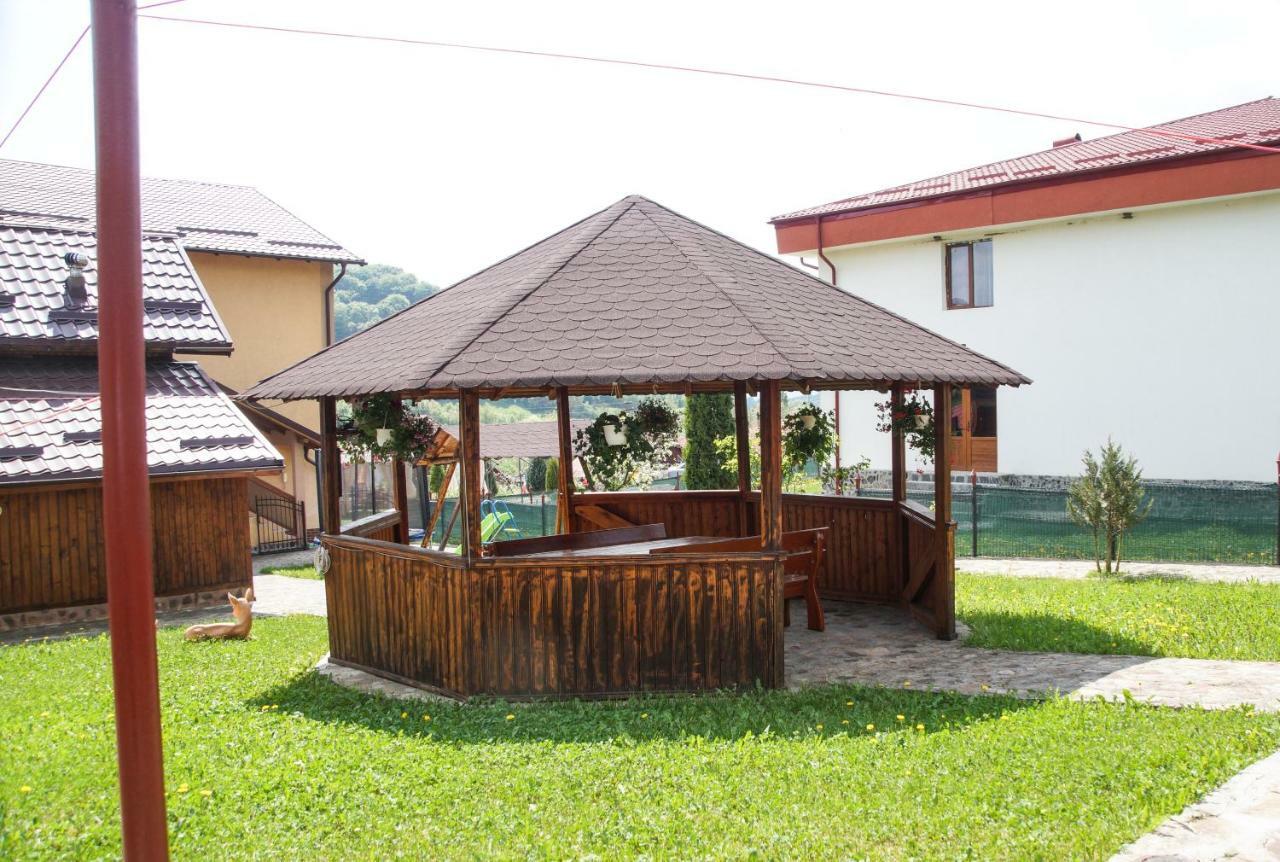 Hotel Pensiunea Nicol Valea Iasului Zewnętrze zdjęcie